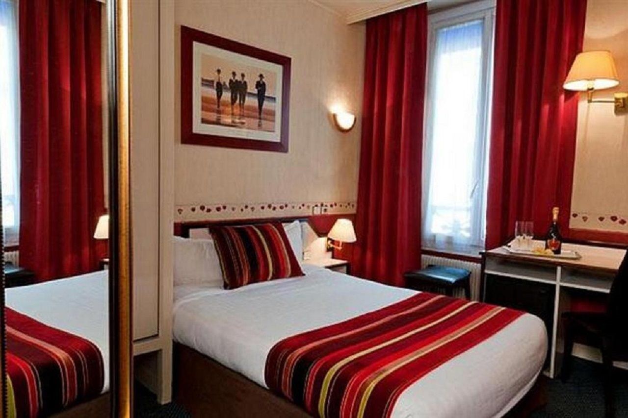 Hotel Opera Deauville Párizs Szoba fotó
